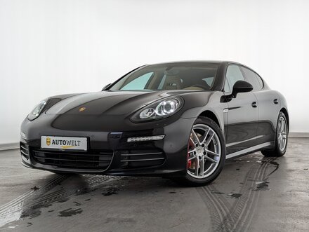 porsche-panamera